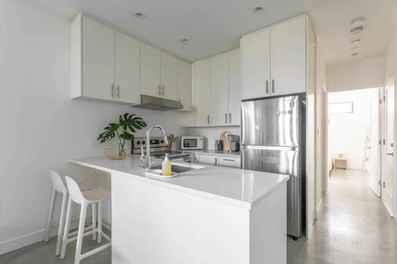 Welcome To Kinn Apartment - Lovely One Bedroom แวนคูเวอร์ ภายนอก รูปภาพ