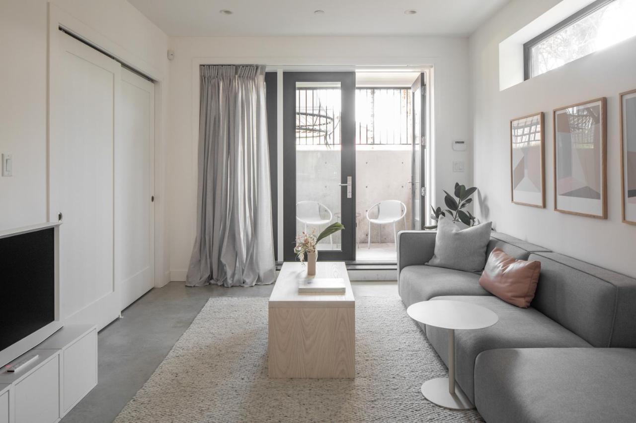 Welcome To Kinn Apartment - Lovely One Bedroom แวนคูเวอร์ ภายนอก รูปภาพ